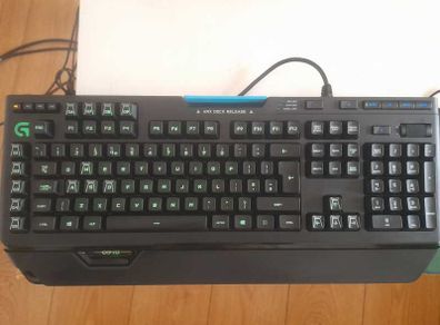 Logitech G910 keyboard