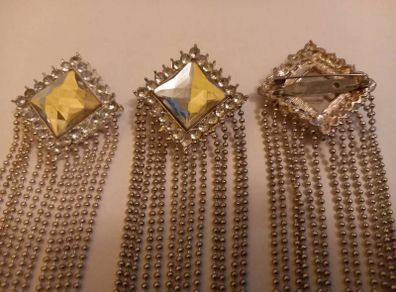 Faux Diamante Brooche X 3