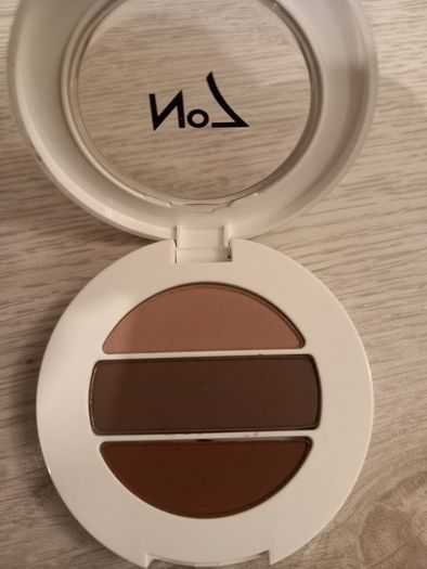 No.7 Shimmer palette + trio eyeshadow