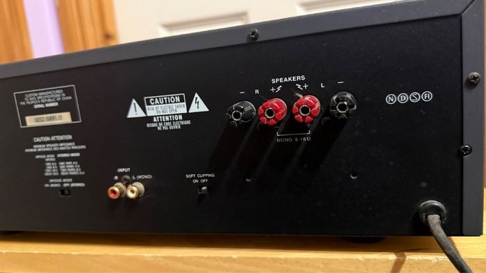 Power Amplifier NAD 216 THX