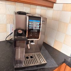Delonghi Dinamica Plus Coffee Machine