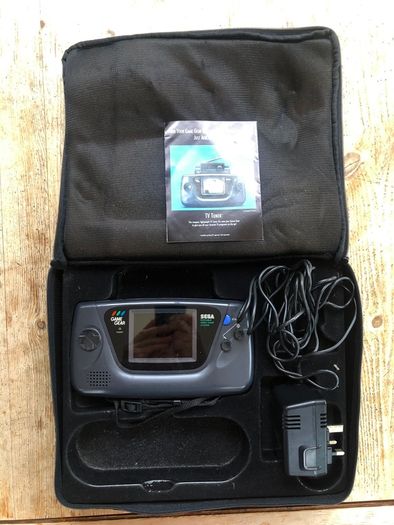 Sega Game Gear Inc Charger & Carry Case