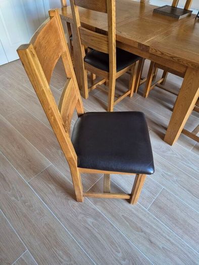 Dining table and 6 chairs