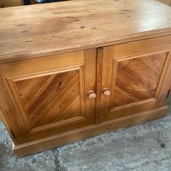 Chest/cabinet