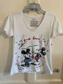 Disney store womens Mickey and Minnie tshirt size small