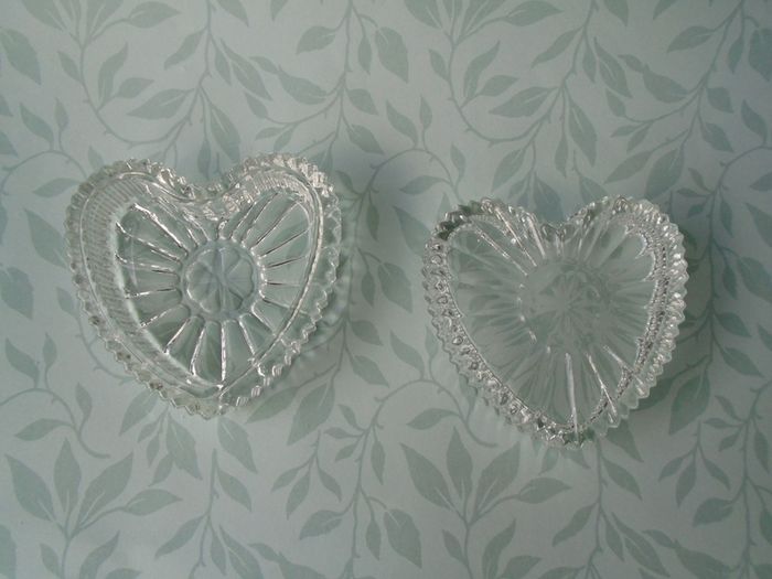 Heart shaped glass box, Trinket box, Ornament.Valentine's Dayy gift