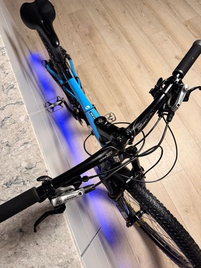 GIANT Athem Full Suspension Bike