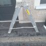 Step ladder Image 3