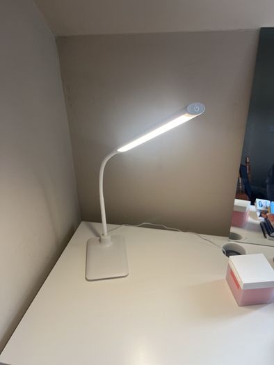 White Ikea Desk