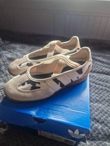 trainers mary Jane's adidas
