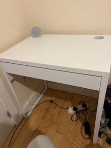Work desk