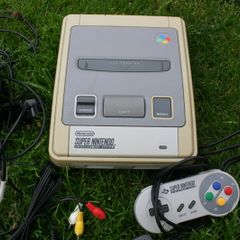 Super Nintendo Entertainment System Console (tested works)