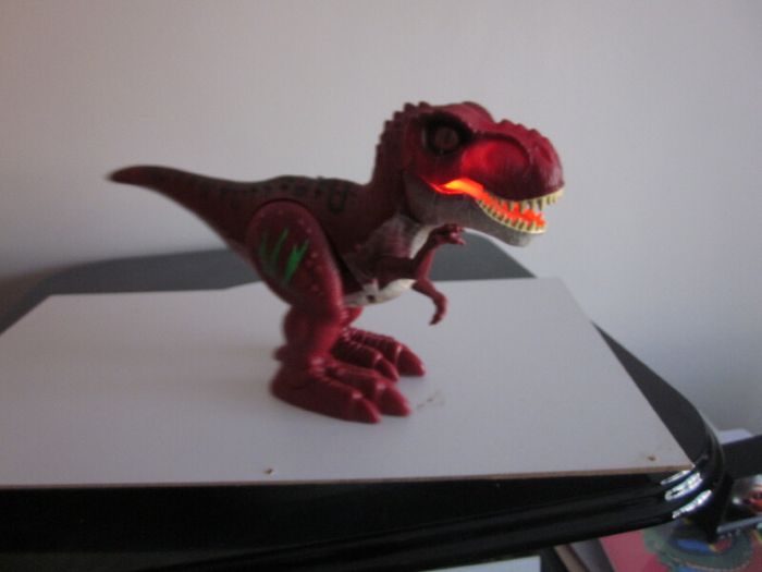 Zuru Robot Alive Dino War T-Rex Red Walks Roars Light Up