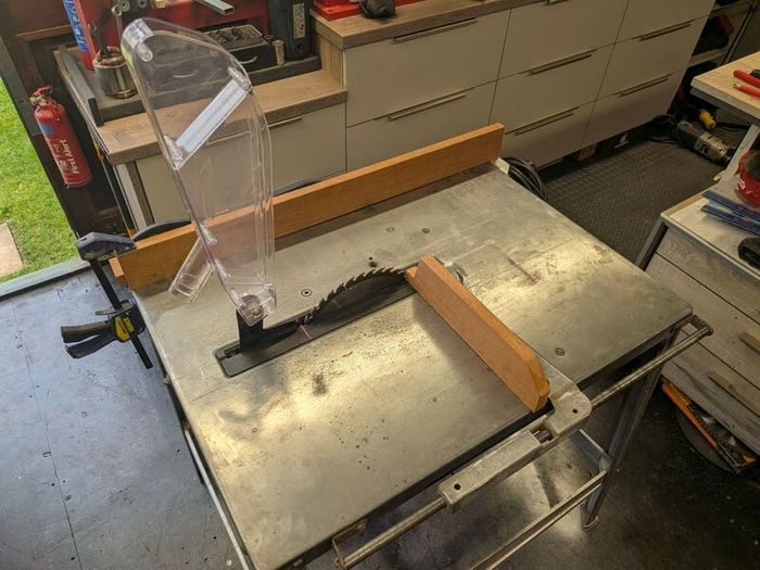 AEG table saw 220v