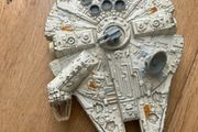 vintage star wars Die-cast Millennium Falcon