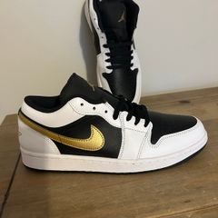Nike Air Jordans Low