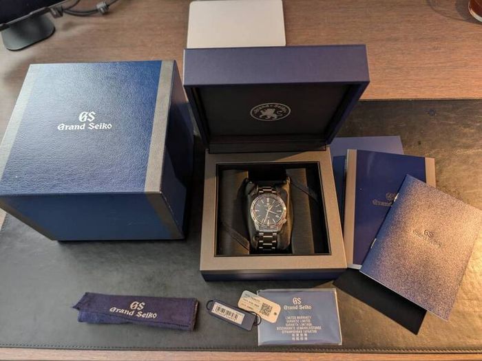Grand Seiko Sbgn027 Gmt