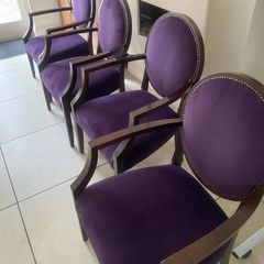 stunning chairs - Louis style.  Perfect for dining table or as casual chair