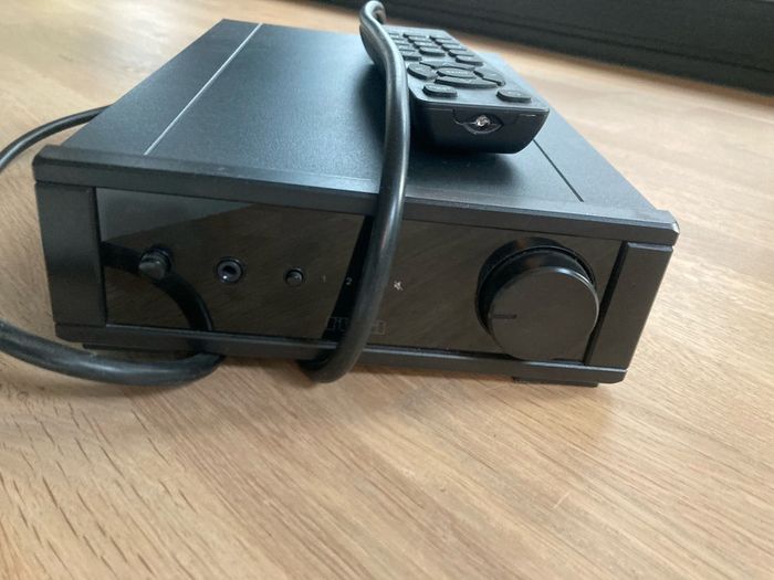 Rega IO Amplifier