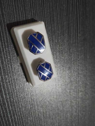 cufflinks