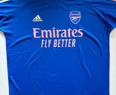 Arsenal 2020/21 Training Jersey - Size Large