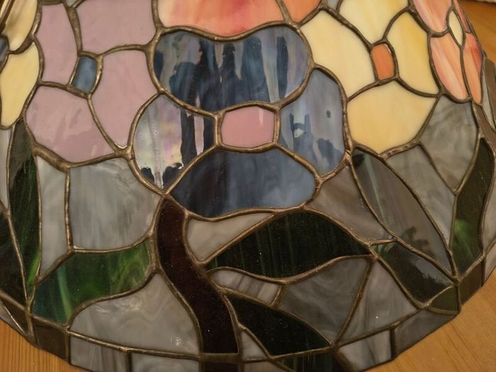 Vintage Tiffany style stained glass pendant light