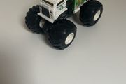 2018 Hot Wheels Monster Truck Will Trash It All Truck