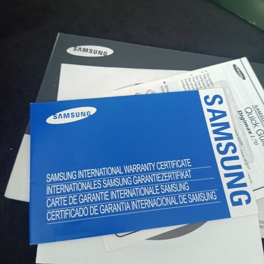 Samsung Digimax L70 7.2MP 3x Zoom Digital Camera
