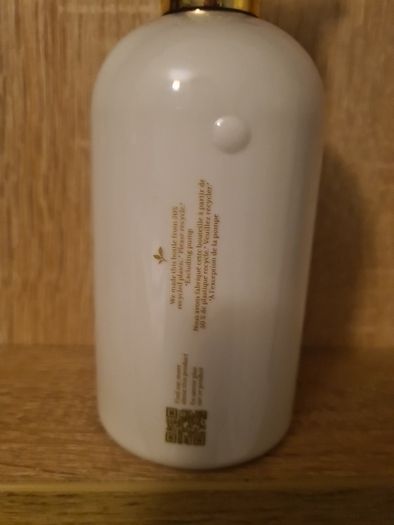 Molton Brown Jasmine & Sun Rose Body Lotion 300ml