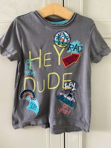 Grey hi -lo surf themed baby tshirt 9-12months