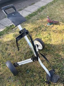 Golf trolley