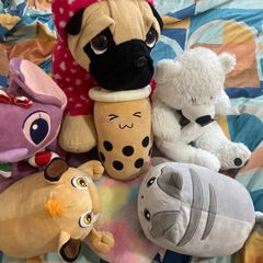 Mix of soft toys