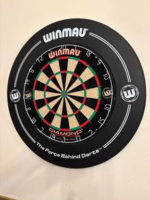 Dart Board and Wall Protector - Winmau