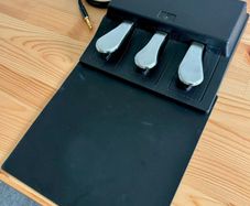 Nord Clavia Triple Pedal