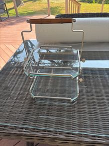 cake stand