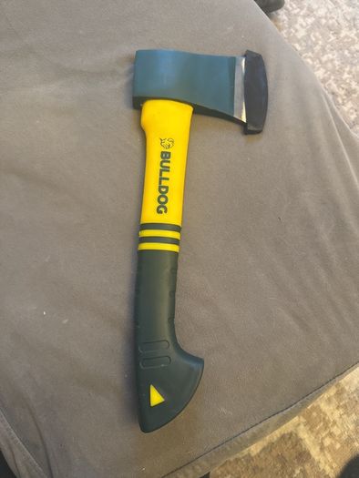 axe