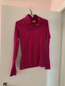Underarmour performance top