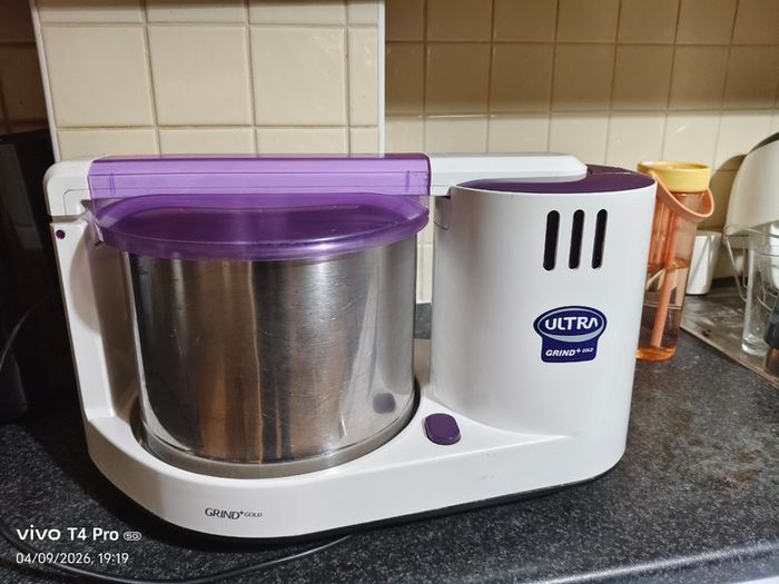 Household Items Bundle : TV, Air Fryer, Gym Set, Kitchen Appliances