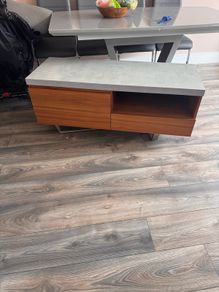 Tv unit