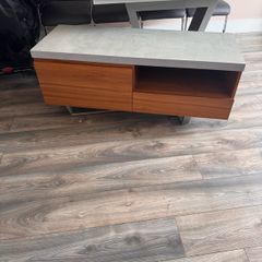 Tv unit