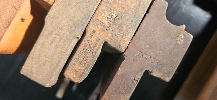 7 wooden planes