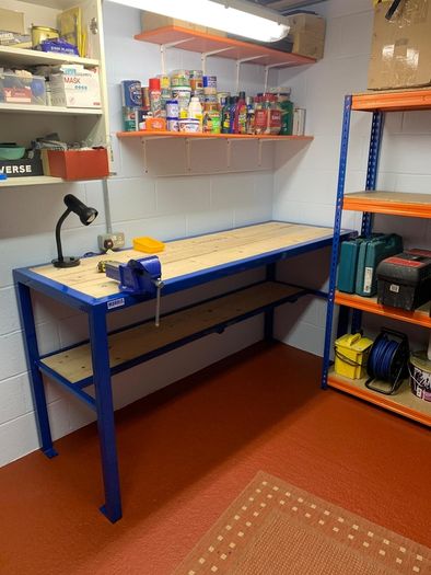 Work benches