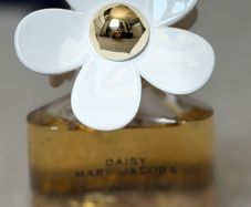 Marc Jacobs Daisy Eau So Intense