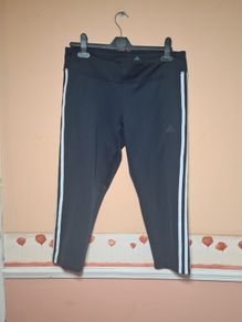 womens Adidas high waisted 3 quarter length leggings shorts Size Large 16-18 navy