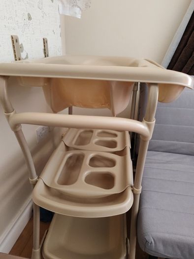 Changing Table