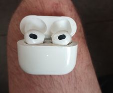 Apple 3rd Gen Airpods