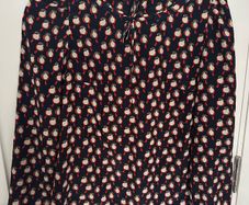 [clothes for adults] Cute long sleeved blouse with birds / robins, size M/10