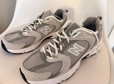New Balance 530 Grey & White Runners Excellent Condition