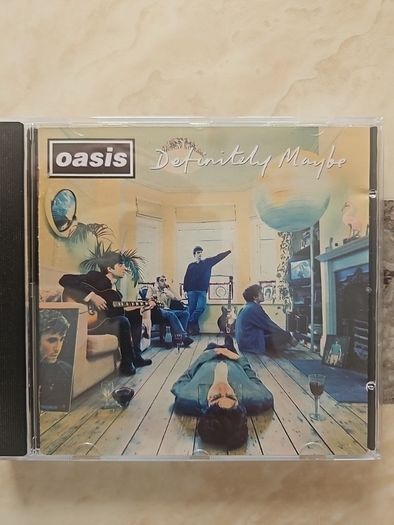 Oasis CD - Definitely Maybe
