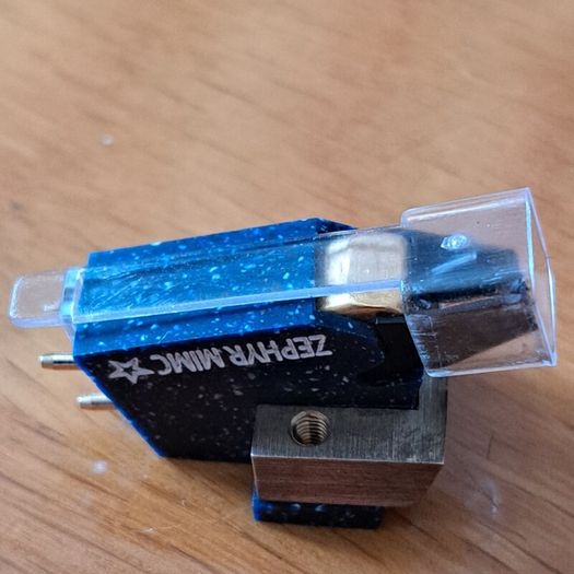 Soundsmith Zephyr mimc Star phono cartridge